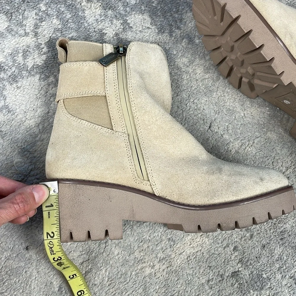 Blondo Dahlia Waterproof Ankle Boot Chunky Heel Buckle Side Sand Suede Sz 6